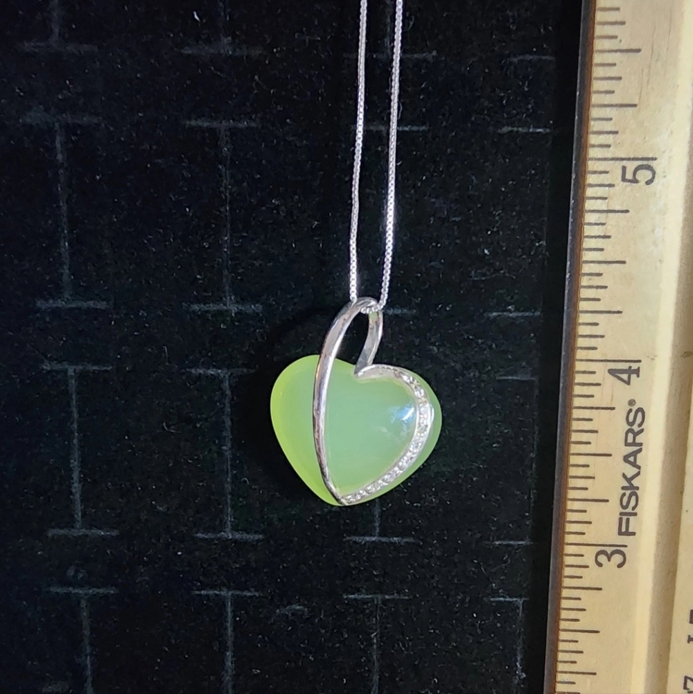 Vintage Sterling Silver/Polished Jade Heart Pendant And Necklace Tested+